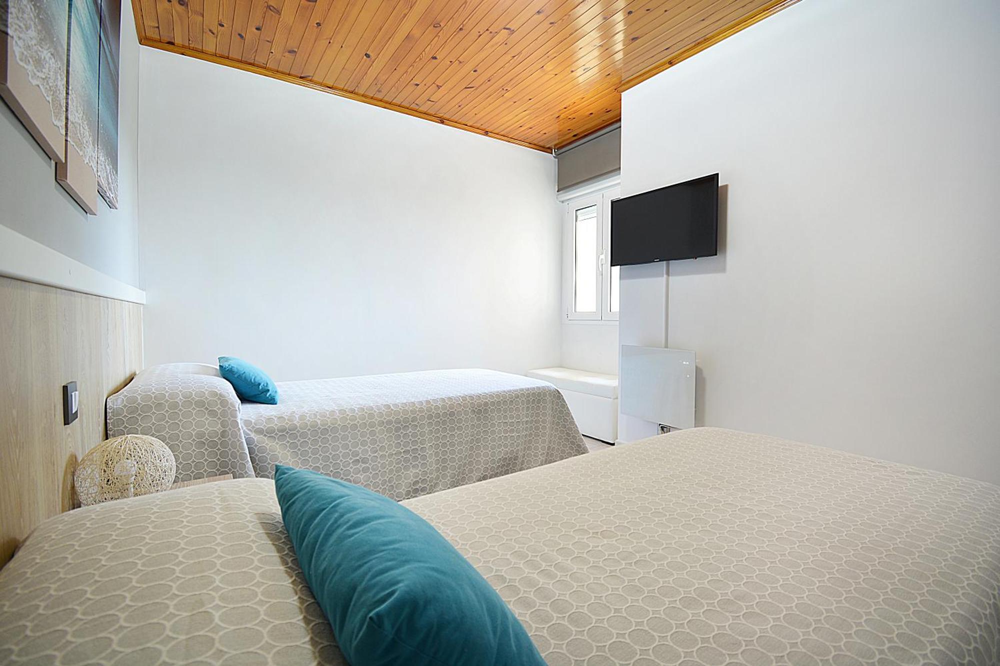 Galihost - Apartamento Con Vistas En Pedras Negras O Grove Exterior photo